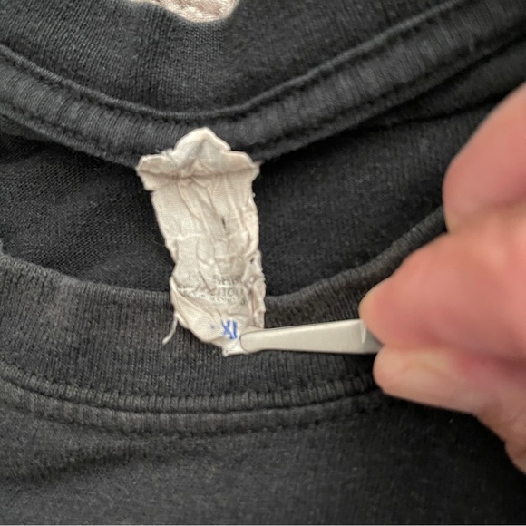 Vintage Hinder Black Flames Photo 2000s Band tour Shirt / size XL - Picture 6 of 9